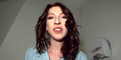 Chanel Kiss gives a great head and fucks for some cash