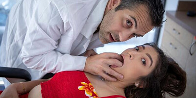 Smiling Donnie Rock and Amber Summer's big tits porn