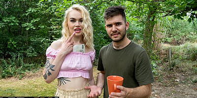 Bouncy Steve and Greta's tattooed blonde action