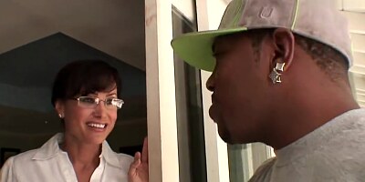 Lisa Ann takes the BBC challenge