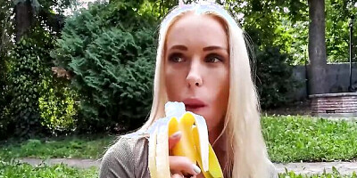 Hot Stepsis Angelika Grays Pounds Shy Stepbro’s Huge Dick!