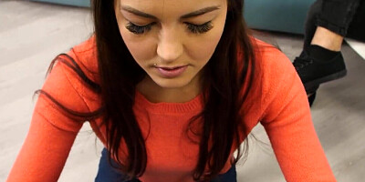 Cuckolding session with a skinny subby brunette gal