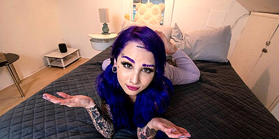 Watch pulchritudinous Valerica Steele's video