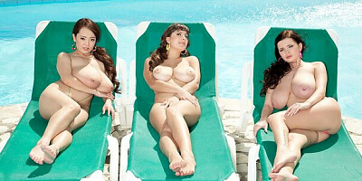 No sex sex with mystery Valory Irene and Hitomi from BigBoob Bundle