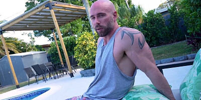 Jade Luv shows what she can do with a meaty white boner