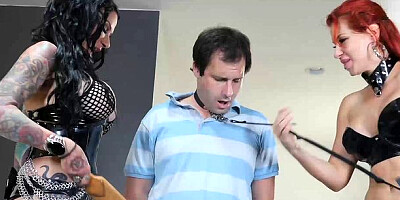 Starp on sex with rough Savana Styles and Jenevieve Hexxx from Pornstar Platinum