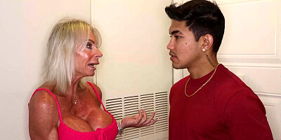 Mature woman and a tattooed Latino are fucking raw