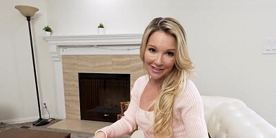 Stepmom sucks on his fingers to surrender to his dick