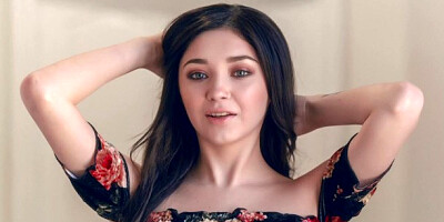 Heavenly Luna and Sia's petite xxx