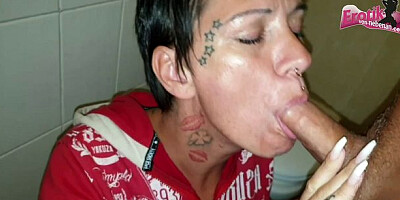 Aphrodisiac side piece at public quickie action