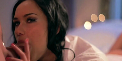 Fellucia Blow In Bedtime Blowjob Makes The Night Special