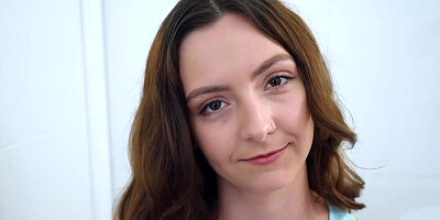 Cute teen kneels in front of her stepbrother's long dick