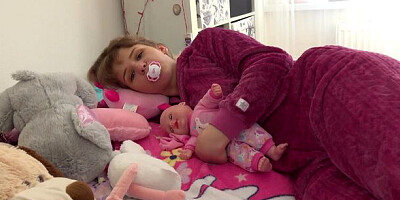 Teen From Bohemia - skinny scene