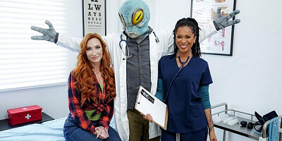 Aristocratic Sophia Locke and Cali Sweets's doctor scene