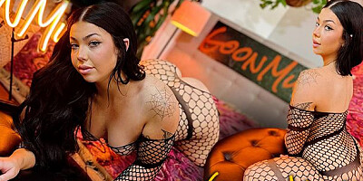 Matchless Holly Day and Zac Wild at busty smut