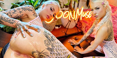 Hottie Zac Wild and Nichole Saphir at pierced nipple dirt