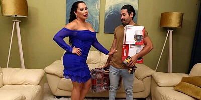 Precious Gali's blowjob scene