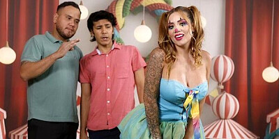 Skillful Sara Blonde - curvy video - Sexmex