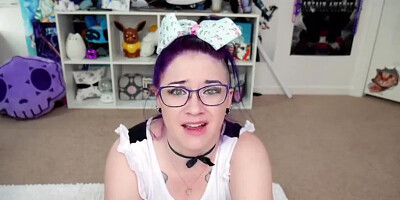 Sexy Aymee - Virgin Sister