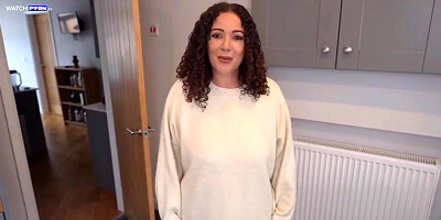 SashaCurves - Irresistible_P1