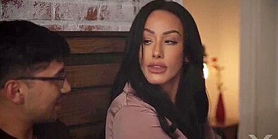 Stepson Wanted To Relax And Fucked Gorgeous Stepmother