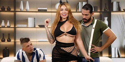 Looking-good Sara's big cock video