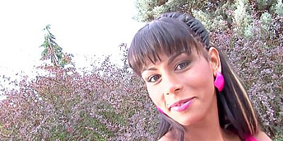 Isabella Chrystin Does The Reverse Cowgirl With Her Asshole