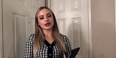Naughty lawyer doesn't object to being fucked hardcore
