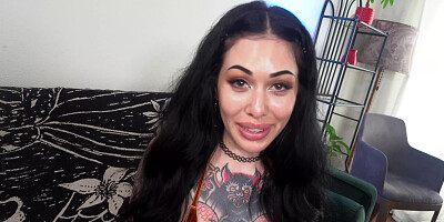 Arson Leigh giving a deepthroated blowjob in POV