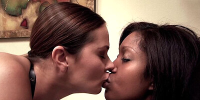 Sweet Elexis Monroe and Lotus Lain - hd sex - Skankery