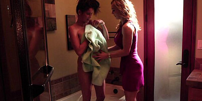 Gambling Mischa Brooks and Nikki Hearts at big ass movie