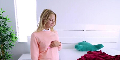 Stepmom looks to be so obedient and so kinky for it