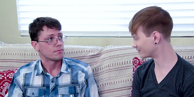 Stepbrothers compete who can fuck mommy better today