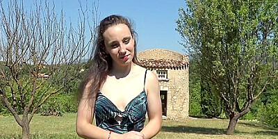 Amandine - Loves 2 Freak