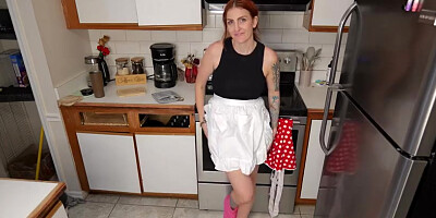 Kelly Payne – Sweet Obedience at Home stepmommy