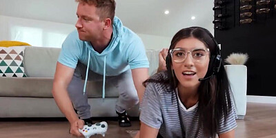 Eliza Ibarra having sex with the muscular dude