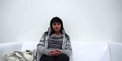 E0418 Lucie 7642