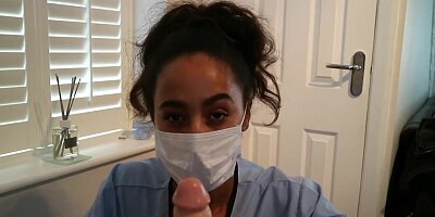 SEXY BLACK BRITISH NURSE GIVES HANDJOB WEARING SURGICAL MASK AND GLOVES