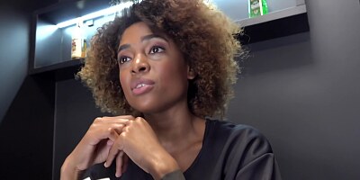 Picking up a hot hairdresser - Luna Corazon