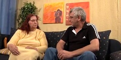 OLD COUPLE