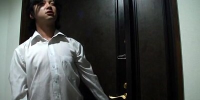 Japanese AV Model hot mature Asian housewife gives blowjob