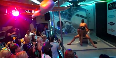 Dancing cuties fucking in the public