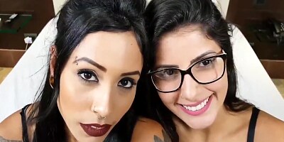 Tongue Kissing Les With Franchesca Colucci