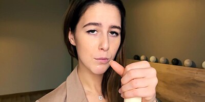 Pov Dildo Blowjob With Eye Contact By A Beautiful Girl 4k