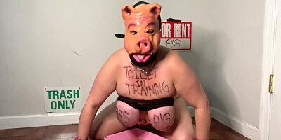 Pigslave Oinks & Fucks Its Ass After Licking Up Piss