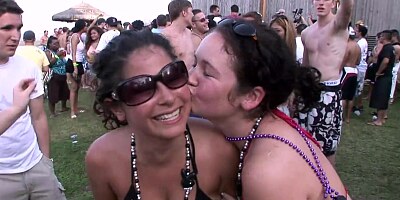 Epic Spring Break Partying Flashing & Hardcore Fucking - DreamGirlsMembers
