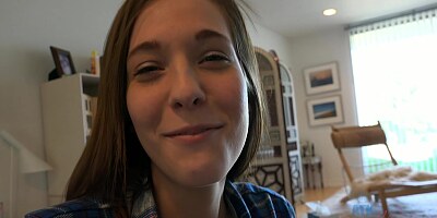 Molly Manson - Hardcore Handjob